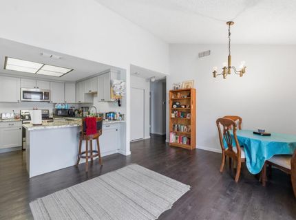 4901-4903 Travertine Cir, Sacramento, CA 95841 Photo