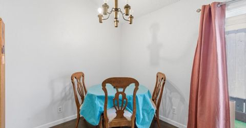 4901-4903 Travertine Cir, Sacramento, CA 95841 Photo
