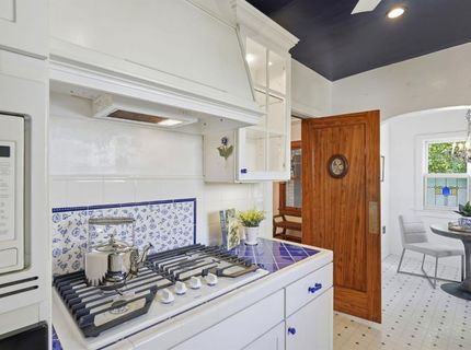 433 41st St, Sacramento, CA 95819 Photo