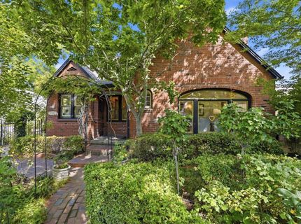 433 41st St, Sacramento, CA 95819 Photo