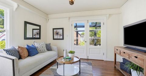 433 41st St, Sacramento, CA 95819 Photo
