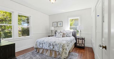 433 41st St, Sacramento, CA 95819 Photo