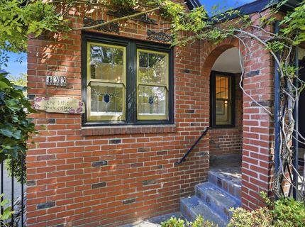 433 41st St, Sacramento, CA 95819 Photo
