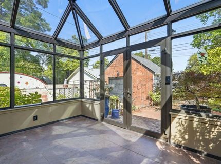 433 41st St, Sacramento, CA 95819 Photo