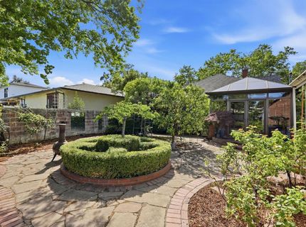 433 41st St, Sacramento, CA 95819 Photo