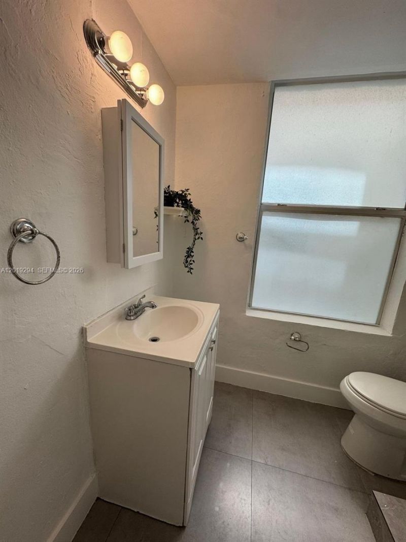 119 Menores Ave, Unit 2A, Coral Gables, FL 33134 Photo