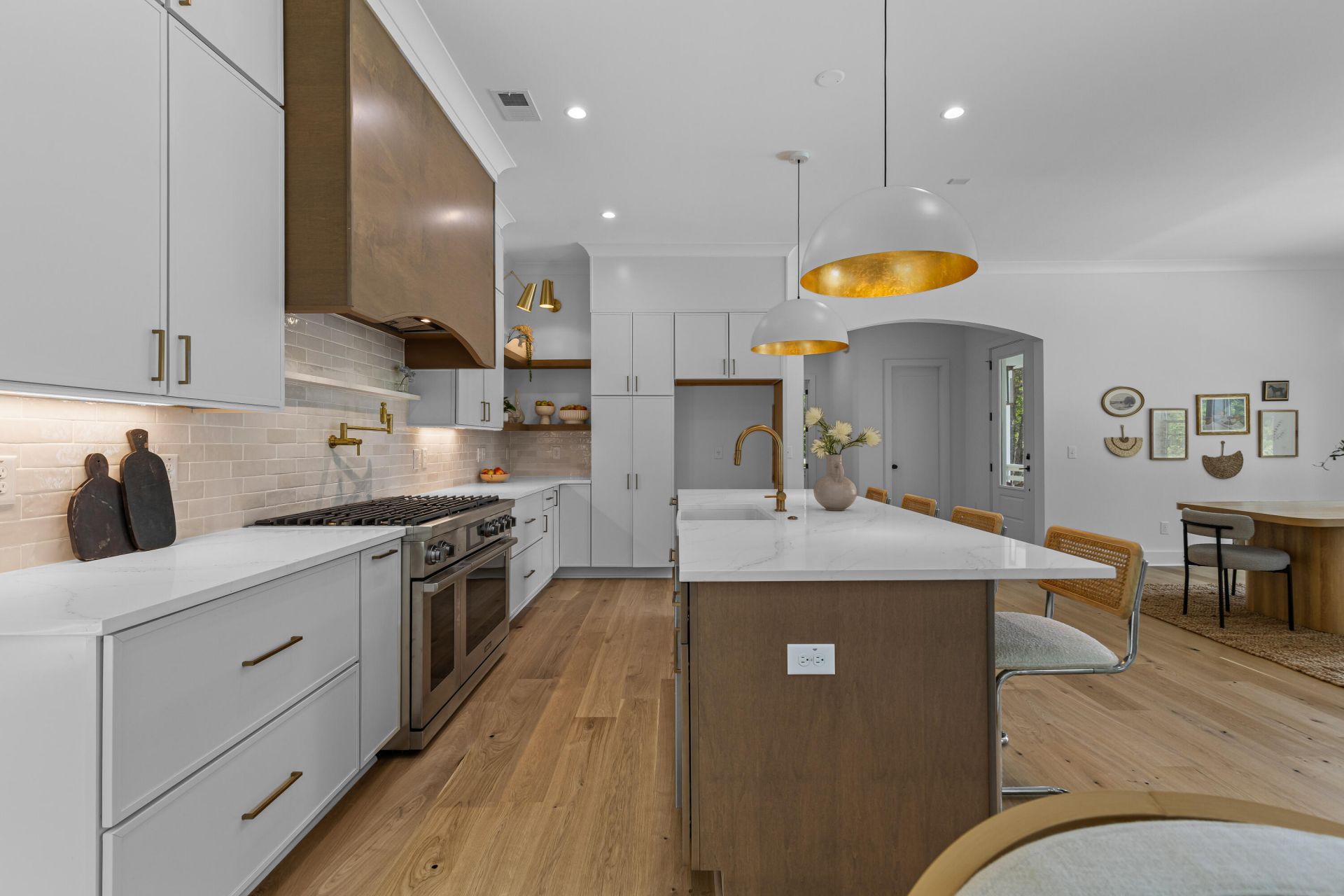 215 Marion Avenue Photo 12