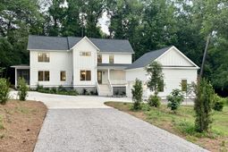 215 Marion Avenue photo 4