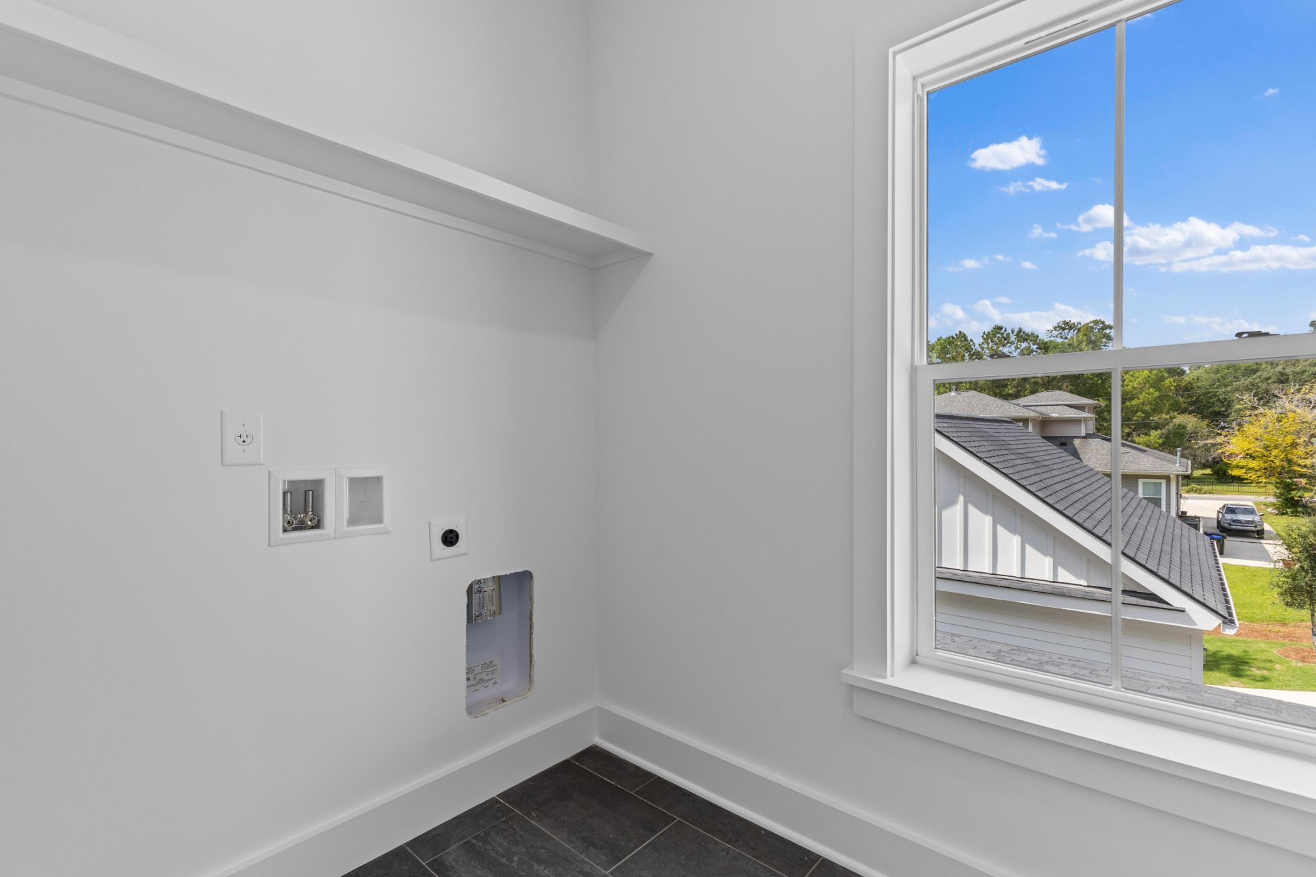 215 Marion Avenue Photo 43