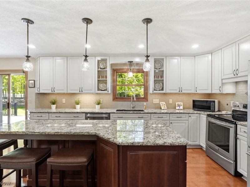 9936 Tamarack Trail, Brecksville, OH 44141 Photo 13