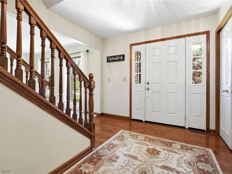 9936 Tamarack Trail, Brecksville, OH 44141 Photo 5