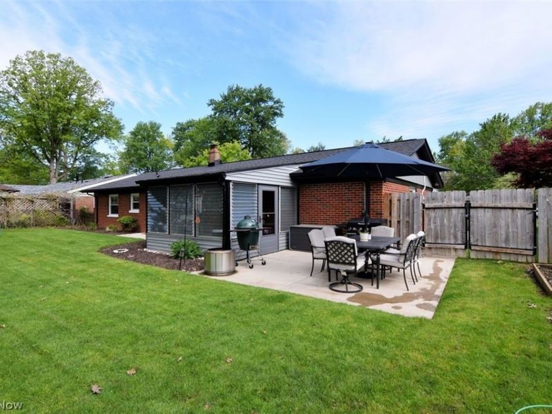 28601 Holly Drive, North Olmsted, OH 44070 Photo 25