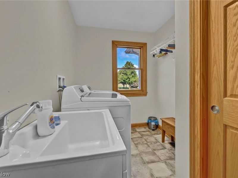 7310 Dunphys Way, Valley City, OH 44280 Photo 23