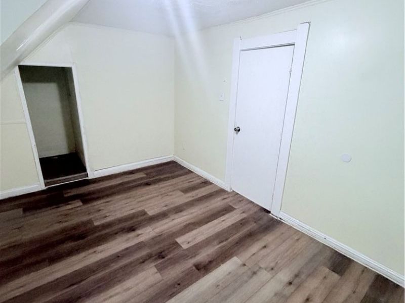 2219 W 103rd Street, Unit UP, Cleveland, OH 44102 Photo 11