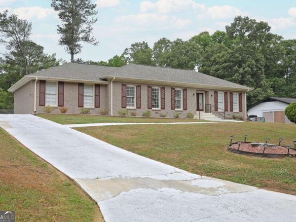 3863 Artist View, Decatur, GA 30034