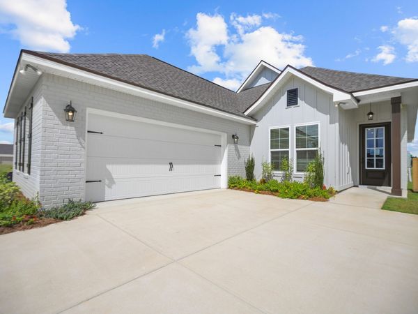22 W Fawn Run West, Freeport, FL 32439