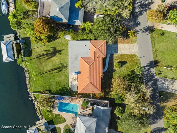 1470 Bay Shore Drive , Cocoa Beach, FL 32931
