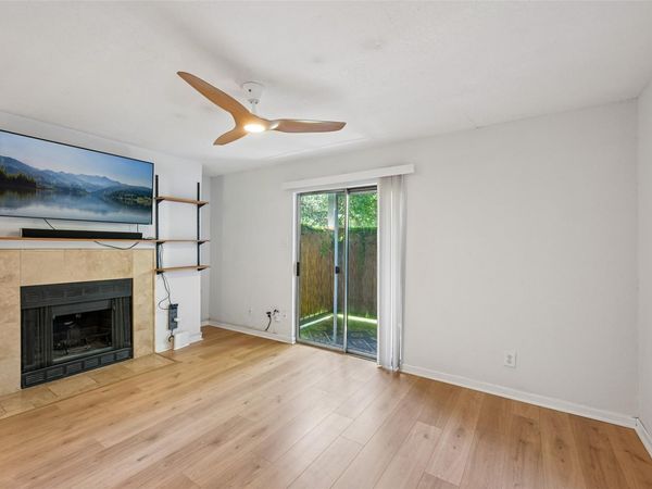 3204 Menchaca RD, Unit 115, Austin, TX 78704