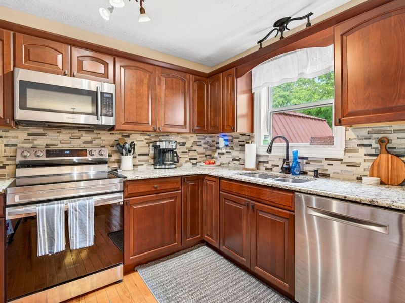 1134 Viewpointe Drive , Columbus, OH 43207 Photo 10