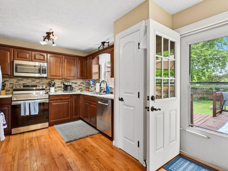 1134 Viewpointe Drive , Columbus, OH 43207 Photo 11