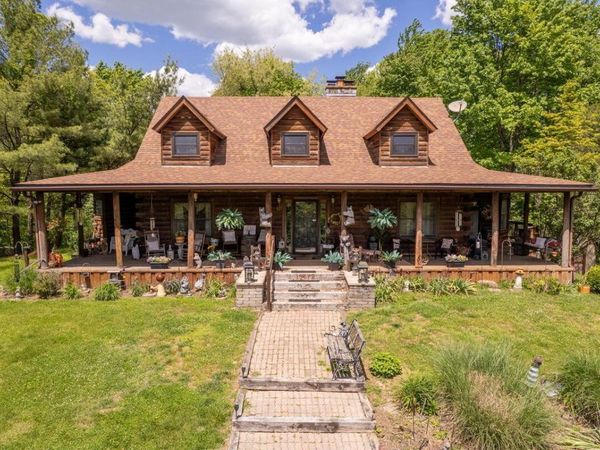 16472 Kreashbaum Road , Rockbridge, OH 43149