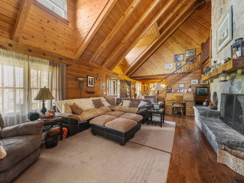 16472 Kreashbaum Road , Rockbridge, OH 43149 Photo 10