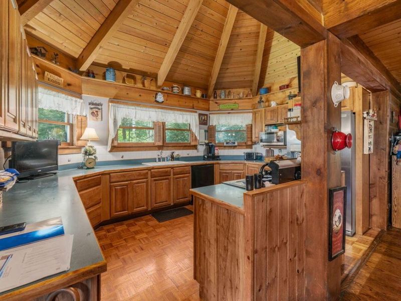 16472 Kreashbaum Road , Rockbridge, OH 43149 Photo 26