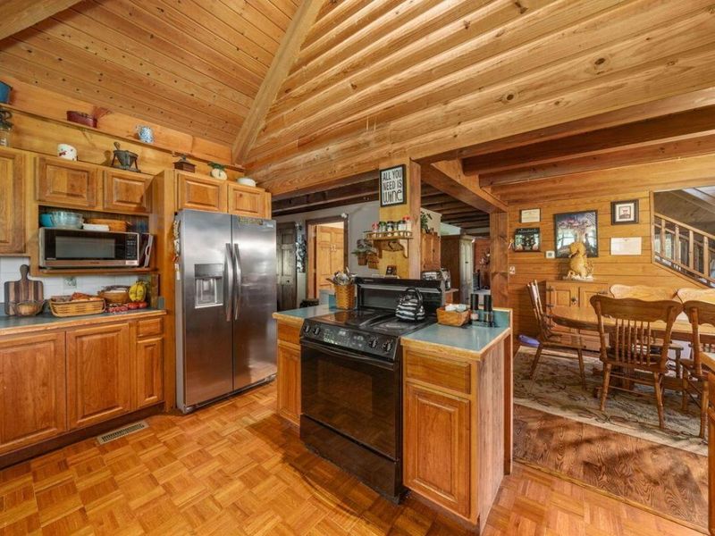 16472 Kreashbaum Road , Rockbridge, OH 43149 Photo 29
