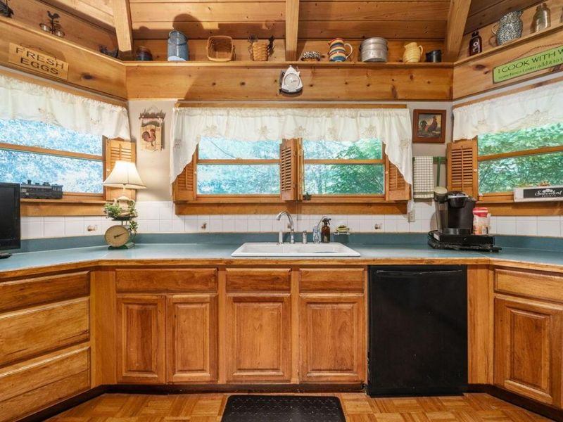 16472 Kreashbaum Road , Rockbridge, OH 43149 Photo 33