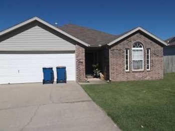 2308 Morris Street , Bentonville, AR 72712