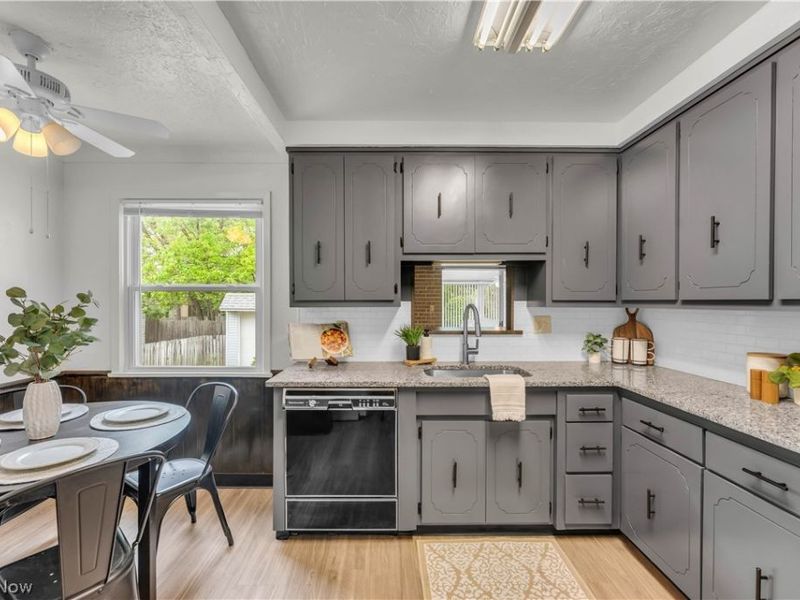 4107 Charlton Road, South Euclid, OH 44121 Photo 11