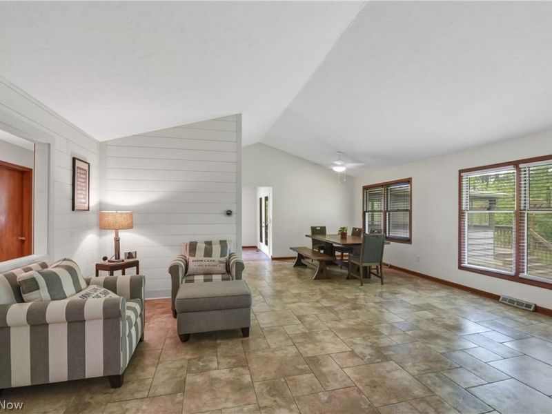 32078 Willow Circle, Avon Lake, OH 44012 Photo 13