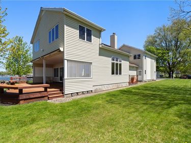 3660 Shoreline Dr, Livonia, NY 14487