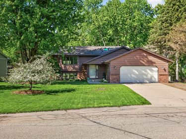 17125 Hemlock Court, Lakeville, MN 55044