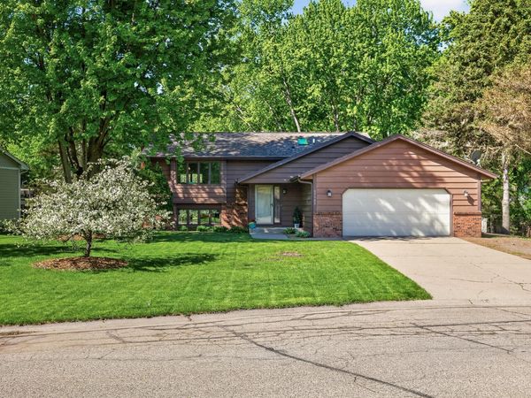 17125 Hemlock Court, Lakeville, MN 55044