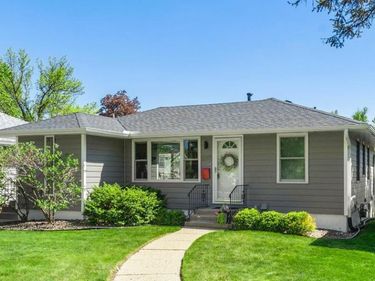 2709 W 60th Street, Minneapolis, MN 55410