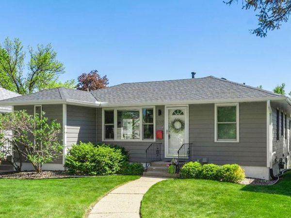 2709 W 60th Street, Minneapolis, MN 55410