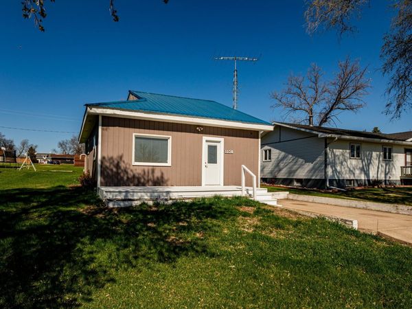 1108 Forest Street, Lisbon, ND 58054
