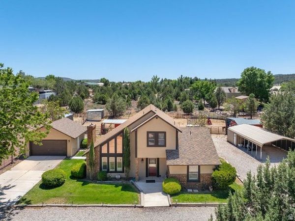 1117 W COYOTE WAY, Dammeron Valley, UT 84783