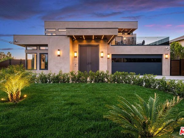 1000 N Kenneth Road, Burbank, CA 91504