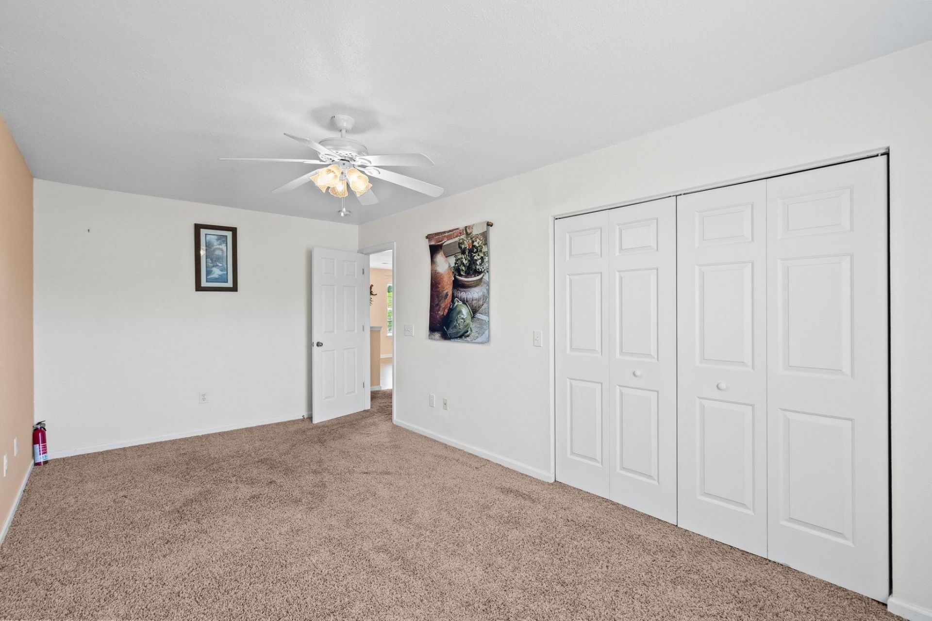 977 Silvercrest Dr. Photo 33