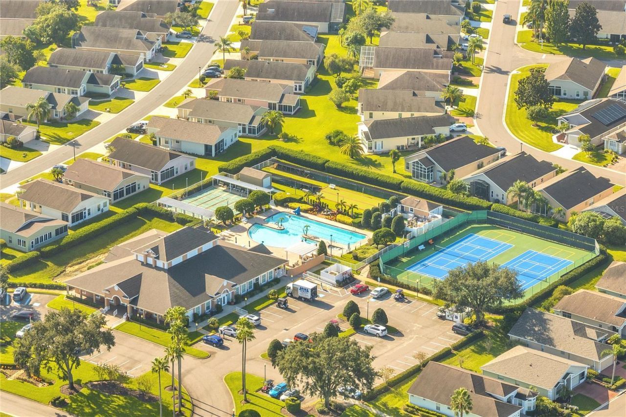 1394 Yellow Finch Drive, Davenport, FL 33837 Photo