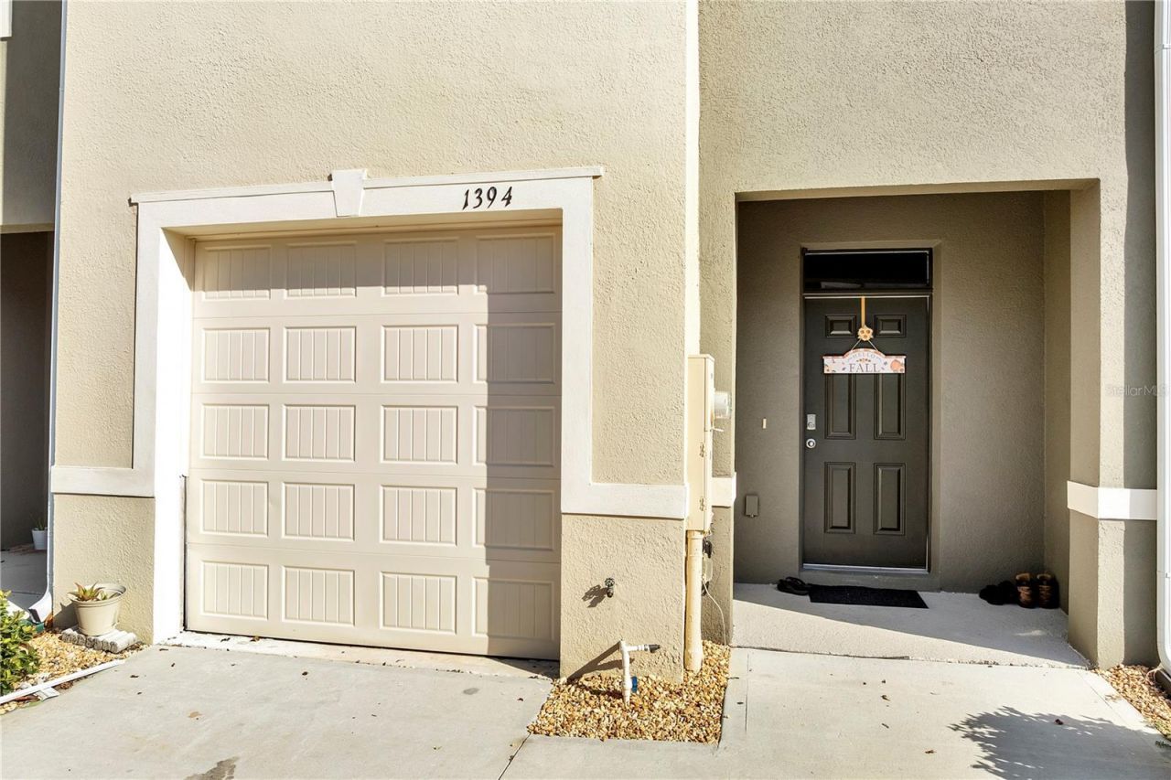 1394 Yellow Finch Drive, Davenport, FL 33837 Photo