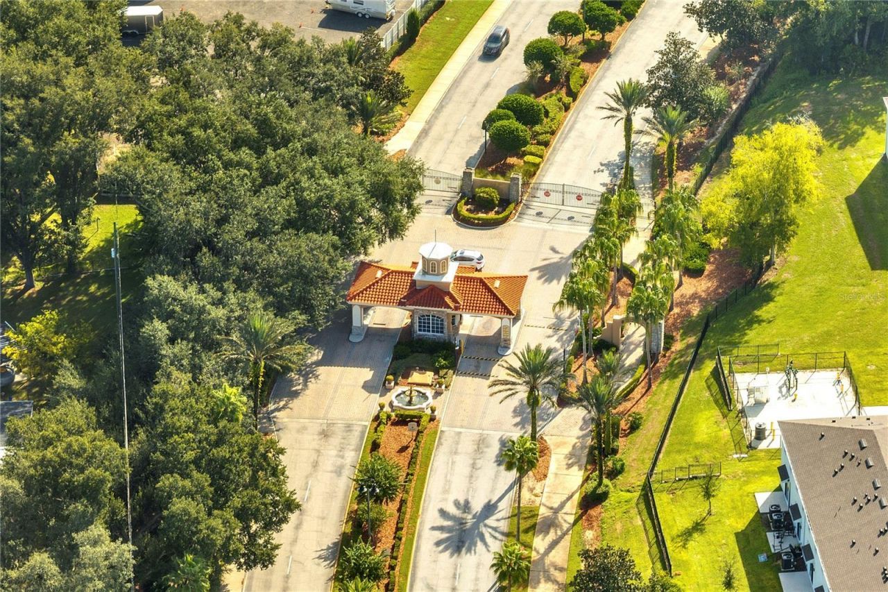 1394 Yellow Finch Drive, Davenport, FL 33837 Photo