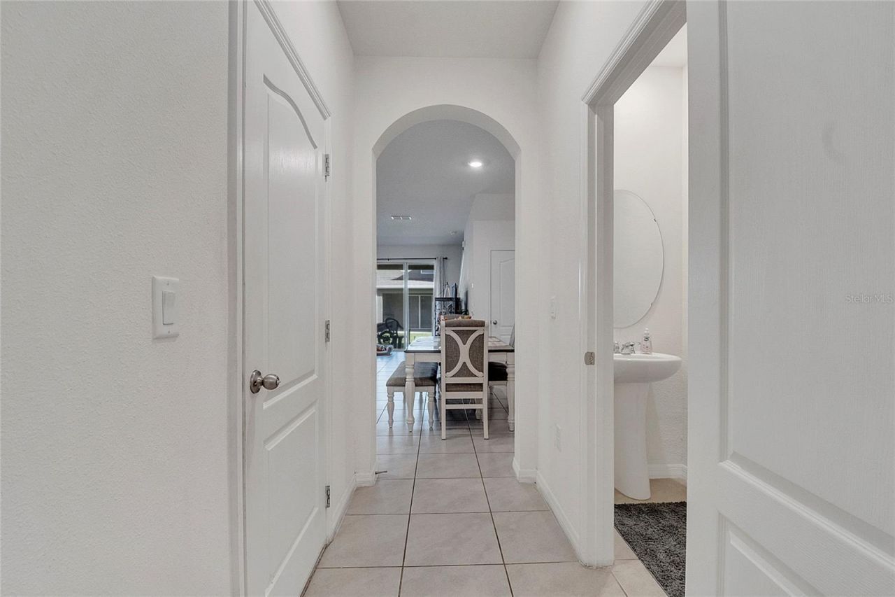 1394 Yellow Finch Drive, Davenport, FL 33837 Photo