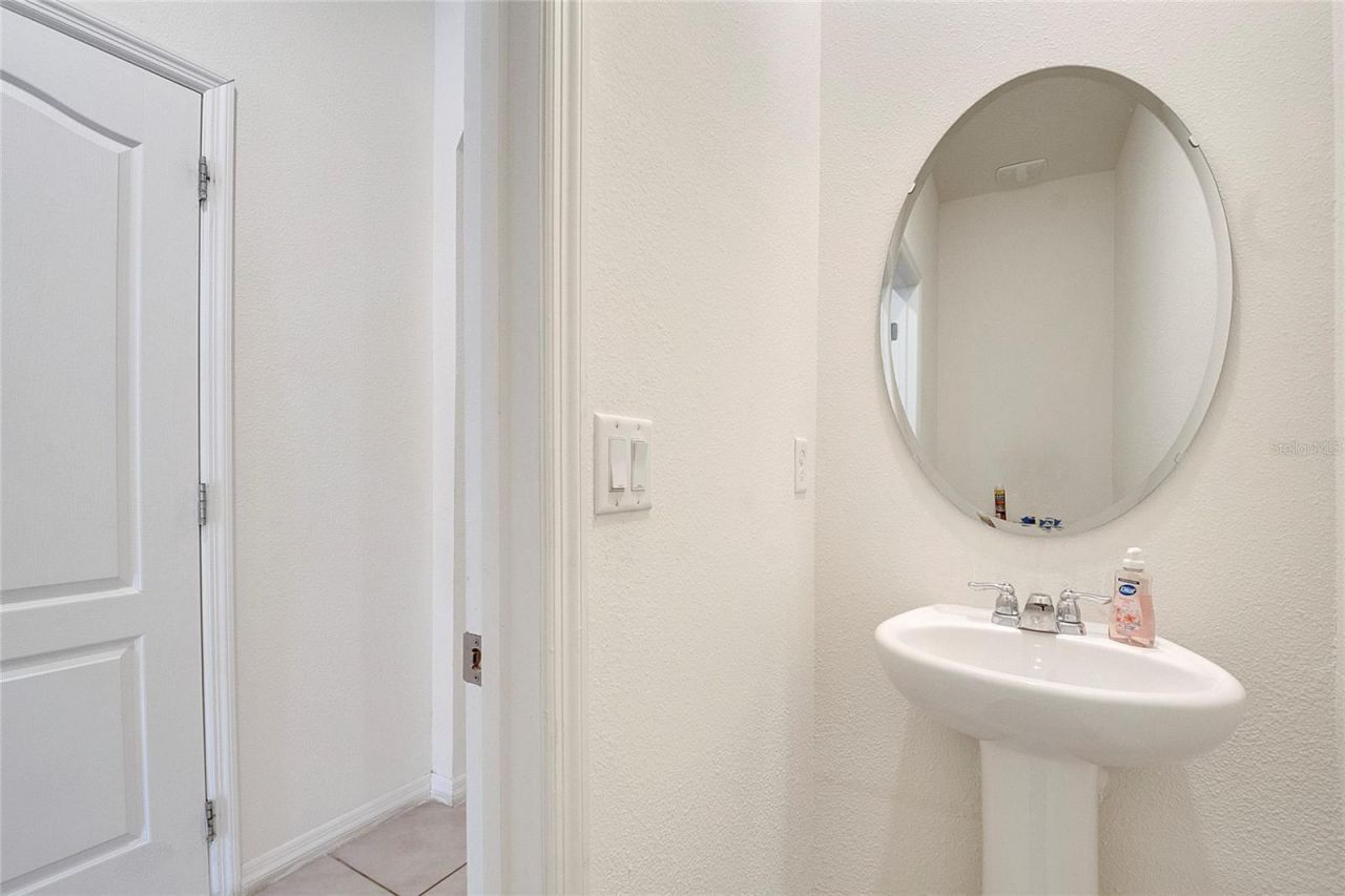 1394 Yellow Finch Drive, Davenport, FL 33837 Photo