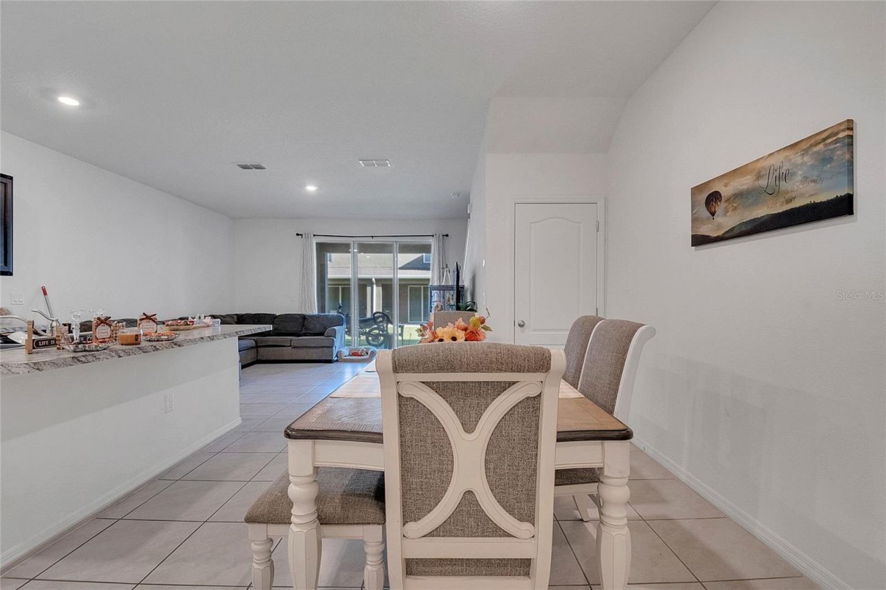 1394 Yellow Finch Drive, Davenport, FL 33837 Photo