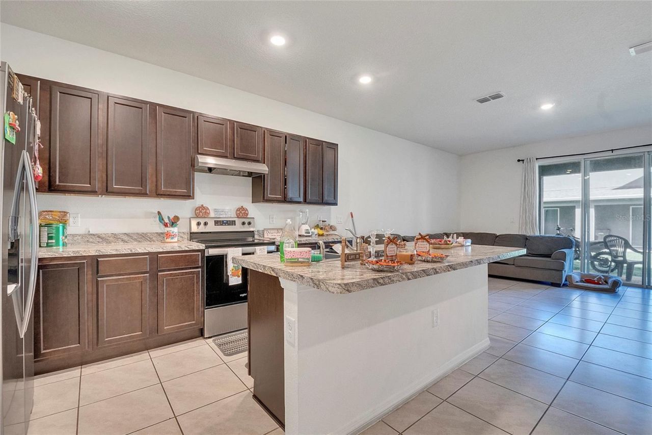1394 Yellow Finch Drive, Davenport, FL 33837 Photo