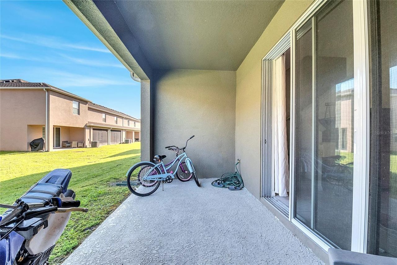 1394 Yellow Finch Drive, Davenport, FL 33837 Photo