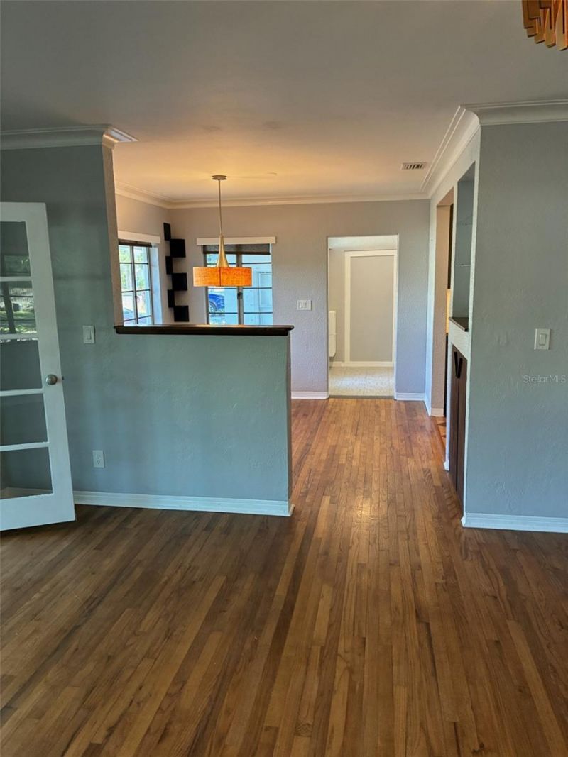 1155 53rd Avenue N, Saint Petersburg, FL 33703 Photo